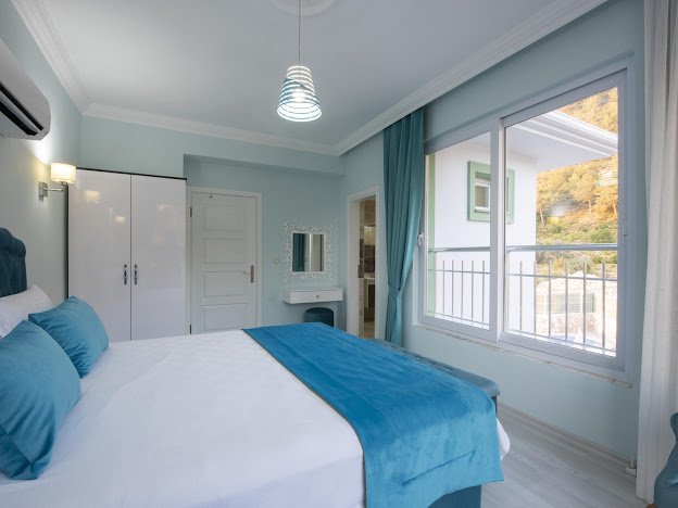 GÜVEN HOMES'TAN FETHİYE FARALYADA SATILIK EŞYALI 5+2 LÜKS VİLLA